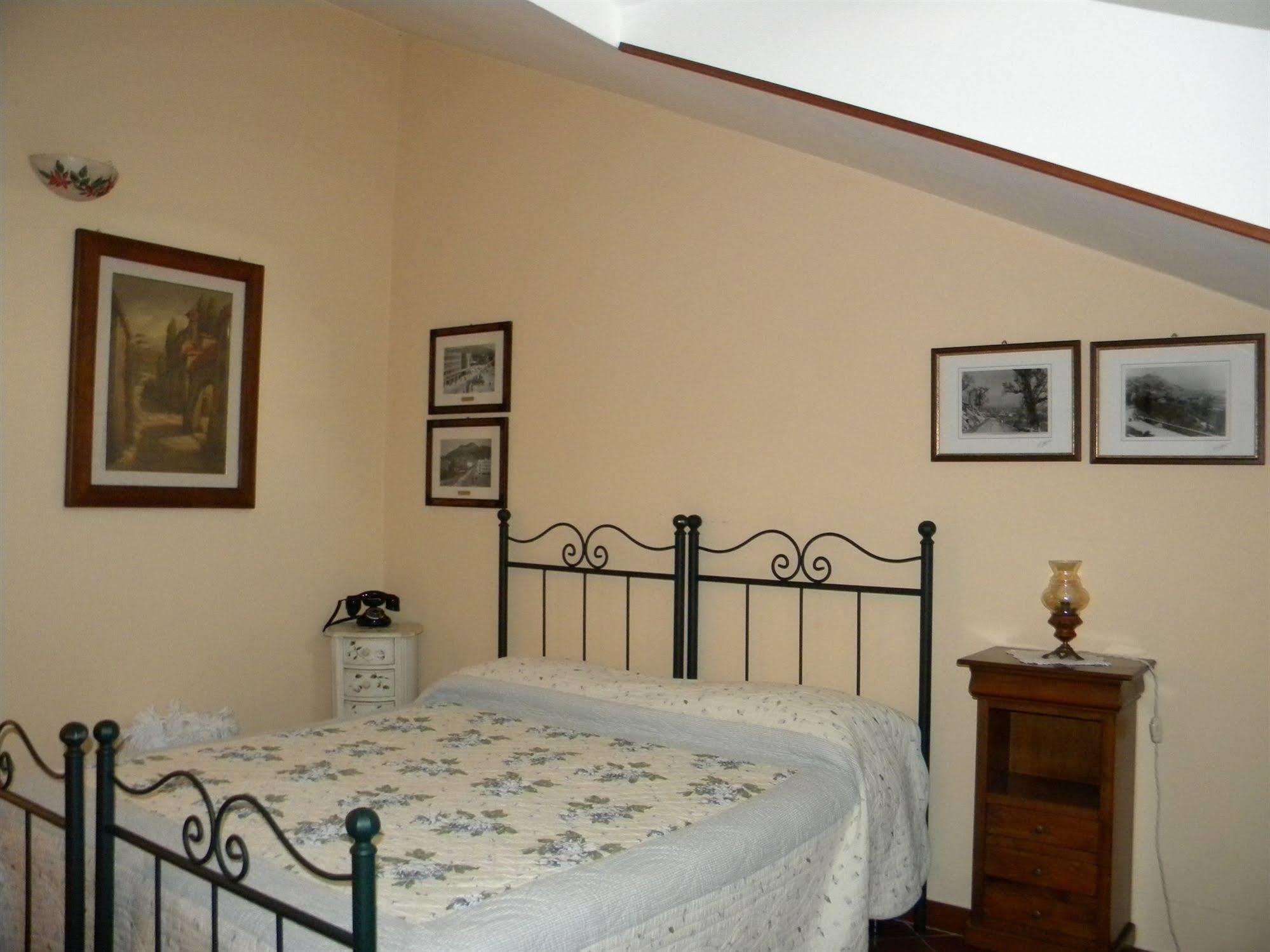 Bed and Breakfast La Costa à Cassino Extérieur photo