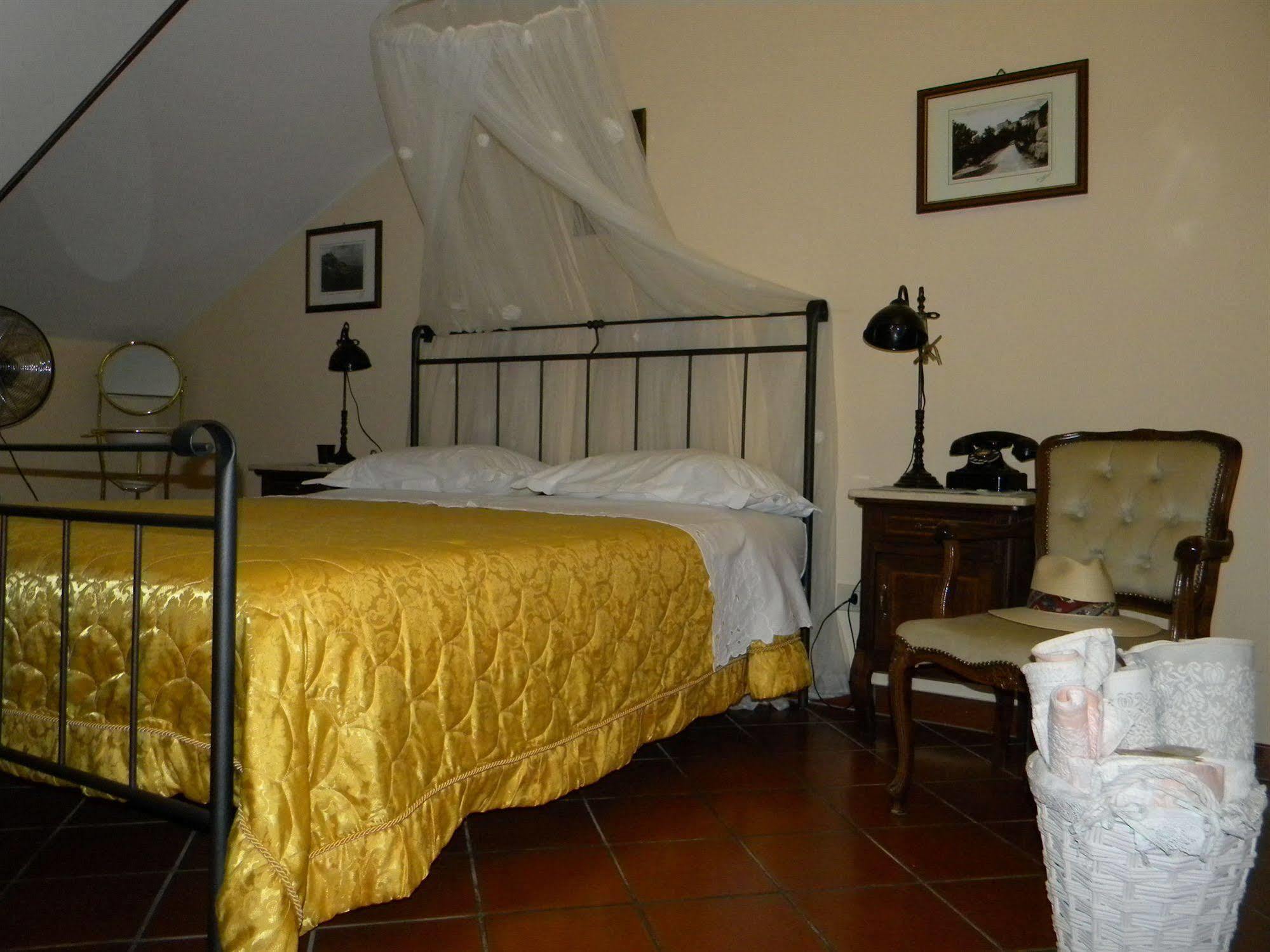 Bed and Breakfast La Costa à Cassino Extérieur photo